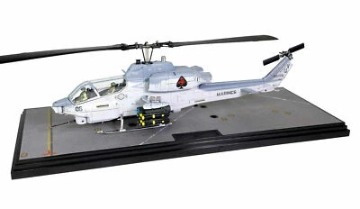 FORCES OF VALOR 1:48 ELICOTTERO USMC AH-1W WHISKEY COBRA  ATTACK   ART 820004A-1 - Immagine 1 di 2