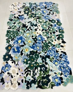 Cassia Green Floral Hand-Tufted wool and viscose Area Rug Carpet - Picture 1 of 4