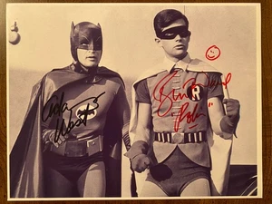 Adam West Burt Ward Signed Autographed Photo With COA Batman 66 Robin Both Dual - Picture 1 of 6