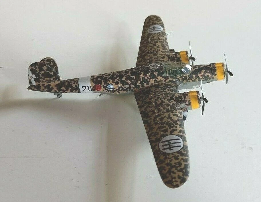 Modellino Aereoplano Militare -  211-8 - Immagine 1 di 4