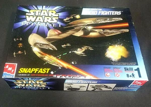Star Wars Snapfast Vintage Models Flying Ships - Picture 1 of 6