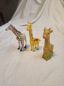 Lot of 3 Vintage Small Rubber Plastic Vinyl Toy Giraffe Figure AAA Hong Kong - Picture 1 of 11