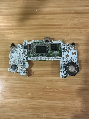 Nintendo Game Boy Advance GBA 40-PIN Motherboard Board FOR PARTS (READ) #A - Image 1 of 2