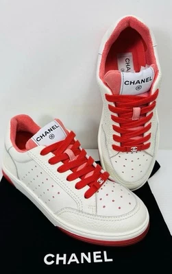 Zapatillas Chanel de cuero con logotipo CC entrelazadas para mujer talla: 8| IT 38 Foto 1 de 4