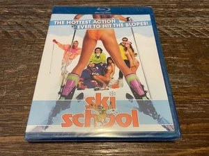 Skischule (1990) (Blu-ray, oliv, 2015) - Bild 1 von 2