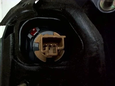 Feu arriere principal gauche (feux) TOYOTA AVENSIS VERSO PHASE 1 8156144090 - Photo 1/4