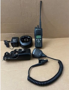 APX MOTOROLA XTS2500 FPP Police Fire Security  ASTRO 700/800HZ P25 Digital radio - Afbeelding 1 van 5