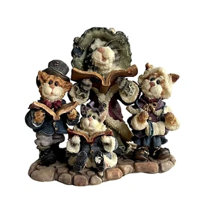 Boyds Bears & Friends Mrs. Fuzziwig w/Marley, Bob & Caroline Caroling Brand New - Picture 1 of 5