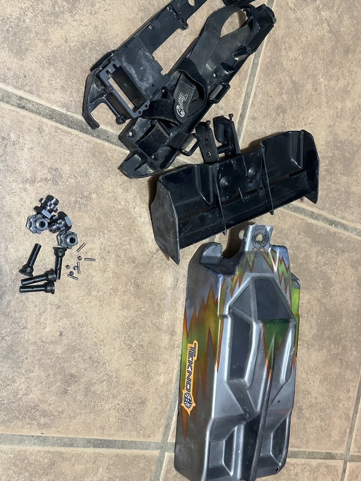 Tekno RC SCT410 to EB48SL Buggy Conversion Kit with body, wing, 17mm hexes, etc - Image 1 of 1