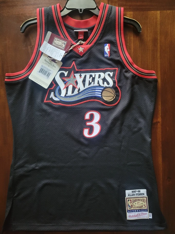 Mitchell And Ness Auténtico 97-98 Allen Iverson Philadelphia 76ers Talla 44 Foto 1 de 4