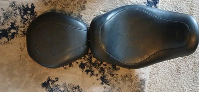 Mustang Motorcycle Seat  - Imagem 1 de 4