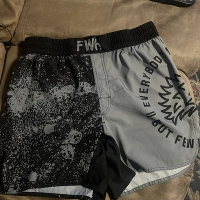 Few Will Hunt Shorts 5” Boxing Muai Thai MMA BJJ Training Grappling Size 2XL - Image 1 of 3