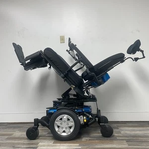 QUANTUM Q6 EDGE HD WITH POWER TILT,RECLINE AND ELEVATING LEGRESTS. 450 IBS CAP - Picture 1 of 6