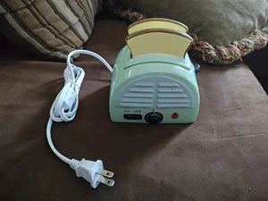 Scentsy Morning Toast Retro Wachswärmer zum Einstecken Toaster wird nicht mehr hergestellt ohne Karton - Bild 1 von 9