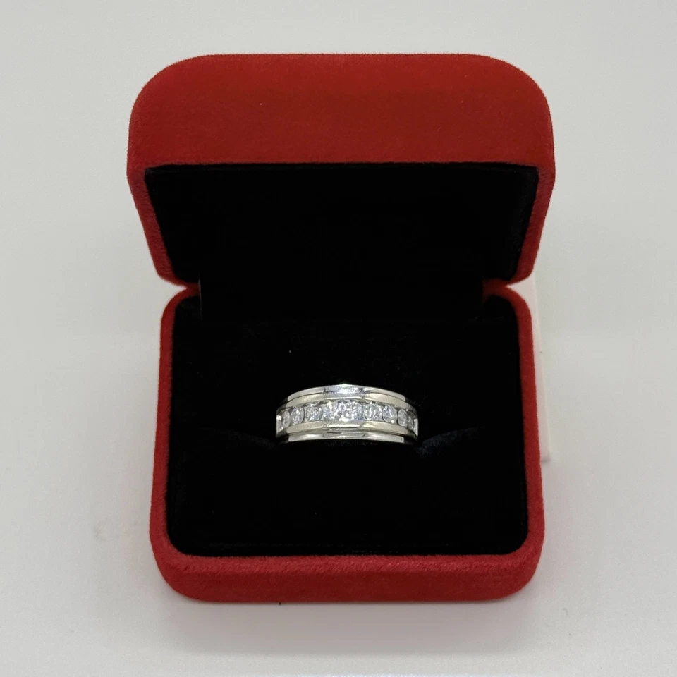 Pulseira de ouro branco 14K com diamante de 0,30 quilates - Tamanho 8,5 - 4,5 gramas - Design unissex - Imagem 1 de 1