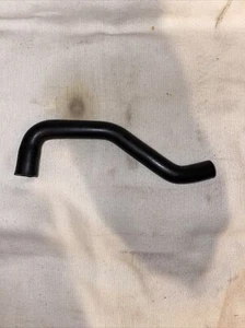 1996 - 2004 Volvo V40 S40 PCV lower Hose/ Back Hose OEM NEW, PCV to Intake Mani - Picture 1 of 4