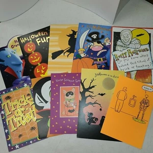 Lot Of 8 Halloween only Greeting Cards Witches, Pumpkins & more New w/Envelopes - Picture 1 of 1