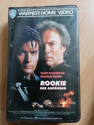 VHS RARITÄT: Clint Eastwood in ROOKIE - DER ANFÄNGER (1990) MIT CHARLIE SHEEN - Bild 1 von 2