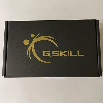 G.SKILL RGB 64GB (8x8GB) DDR4-4000 PC4-32000 Desktop Memory F4-4000C18Q2-64GTZR - Image 1 of 4