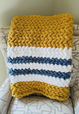 Beautiful Chunky Knit Blanket Gold Blue White Handmade - Image 1 of 3