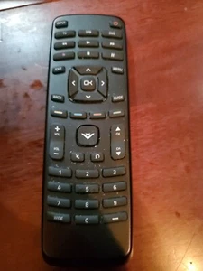 ORIGINAL VIZIO XRU110 TV / HOME ENTERTAINMENT 3 DEVICE UNIVERSAL REMOTE Tested - Picture 1 of 4