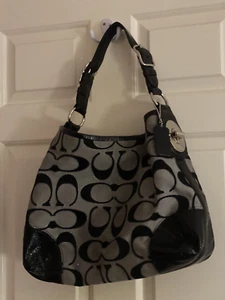 Authentic COACH PEYTON SIGNATURE LUREX HOBO BAG PURSE F19758M BLACK/SILVER £228 - Picture 1 of 6