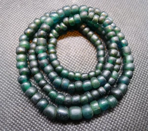Rang Perles Verre Ancien Collier Bijou Asie Birmanie Antique Glass Trade Bead - Picture 1 of 3