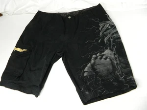 Iron Maiden Shorts Mens Large Black Graphic Heavy Metal Band Eddie Embroidered - Picture 1 of 12