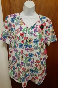 Scrub Star Woman Peeling Top Floral Polyester Stretch V-Ausschnitt - Medical Neu mit Etikett! Größe M - Bild 1 von 4