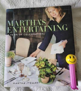 Martha's Entertaining: A Year of Celebrations HB/DJ First Ed 2011 - Picture 1 of 12