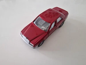 SIKU 1063 MERCEDES 300E ROT W124 B7 MINT - Picture 1 of 3