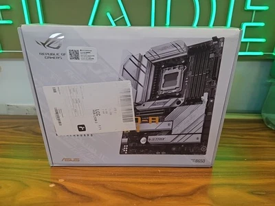 ASUS ROG STRIX B650-A GAMING WIFI Mainboard Sockel AMD AM5 - Bild 1 von 2