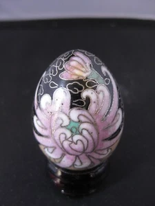 Huevo y soporte esmaltado cloisonné diseño floral chino vintage hecho a mano - Imagen 1 de 4