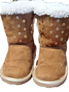 Botas con lazo True Craft para niñas marrón estrella imitación gamuza forradas de piel - Imagen 1 de 3