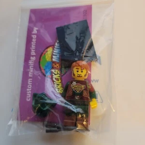 Gamehole Con V Promotional Lego Minifig Ranger with two swords - Picture 1 of 3
