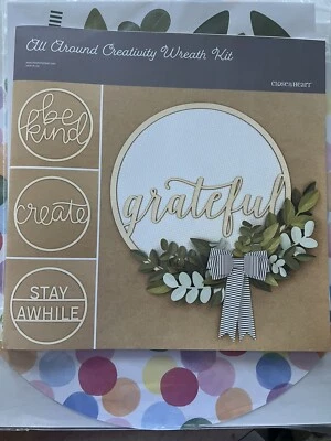 Nuevo Kit de Guirnalda Cerca de Mi Corazón “Crear” Artesanía Hágalo Usted Mismo Kit Arte de Pared Madera y Papel Foto 1 de 4