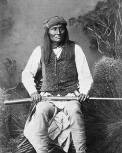 Native American Indian MANGAS Glossy 8x10 Photo Apache Chief Print Poster - Picture 1 of 1