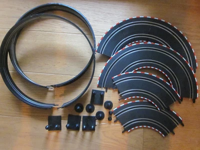 carrera go plus rennbahn set + pit stop + 5 Auto´s + kabelloser Handregler - Bild 1 von 4