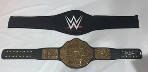 RIC FLAIR SIGNED WWE WORLD HEAVYWEIGHT CHAMPIONSHIP TITLE BELT LICENSED JSA COA - Picture 1 of 4