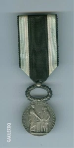 FRANCE MILITARY CIVILIAN FRENCH MEDAL - MUTUAL AID SOCIETIES 5th MODEL - SILVER - Picture 1 of 5