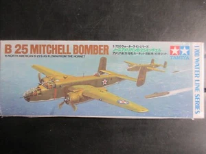 Tamiya 1/700 B-25 Mitchell Bombers Doolittle Raiders #77702 sellado de fábrica - Imagen 1 de 1