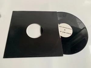 Unknown Artist - Kiss My Ass - UK Promo 12" Vinyl - 2000 - White EX/VG - Imagen 1 de 11