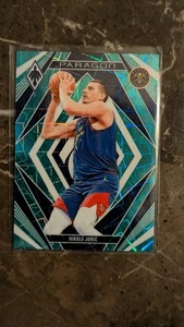 2023-24 Panini Phoenix - Paragon Nikola Jokić #6 Teal Lazer - Imagen 1 de 2