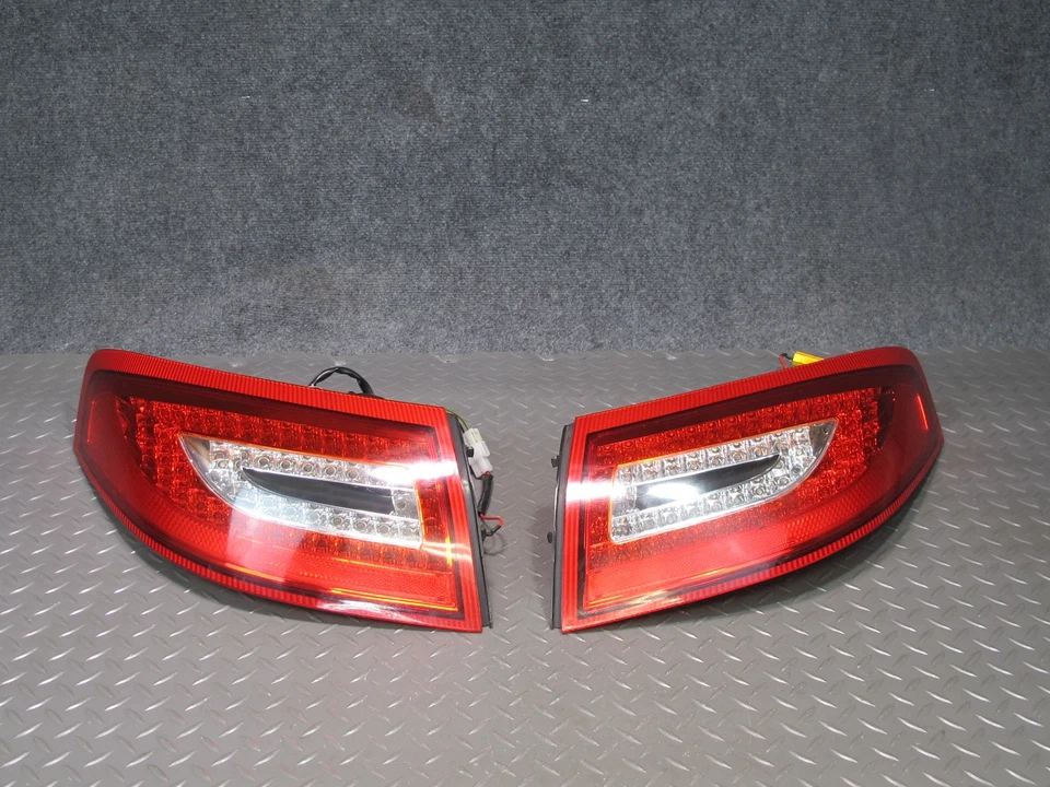 JUEGO DE 2 LUCES TRASERAS DE REPUESTO PARA PORSCHE 911 996 CARRERA 1999-2004 Foto 1 de 4