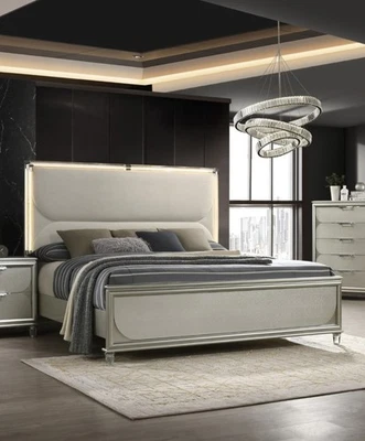 Contemporary Glam Silver Fabric Upholstered Queen Size Bed w LED Embossed Panel - Imagem 1 de 4