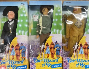 3 Multi Toys Corp Wizard of Oz 1989 Figures: Wizard, Cowardly Lion, Scarecrow - Picture 1 of 4