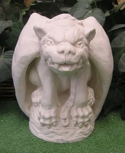 4507 Resting Medieval Gothic Gargoyle Sentry Latex Fiberglass Mold Concrete - Picture 1 of 1