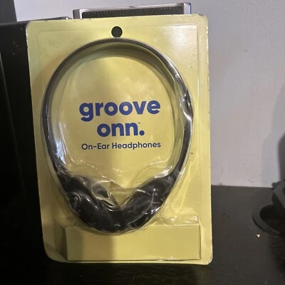 New Groove Onn Adjustable Lightweight On-Ear Headphones 3.5mm Aux cable 4ft 1.2m - Image 1 of 2