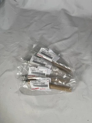 19850-11040 x4 Heater Glow Plug for Toyota Hilux Land Cruiser Diesel - Image 1 of 4