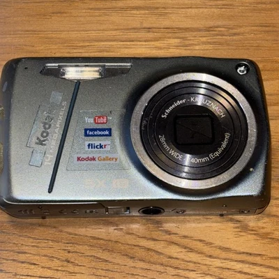 Cámara digital Kodak EasyShare M575 14,0 MP - azul claro.  No probado. Solo piezas Foto 1 de 4